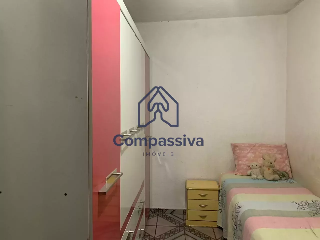 VENDE-SE Casa